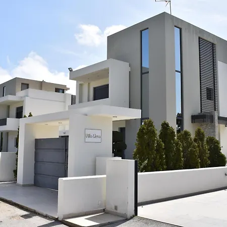 Elena * إياليسوس