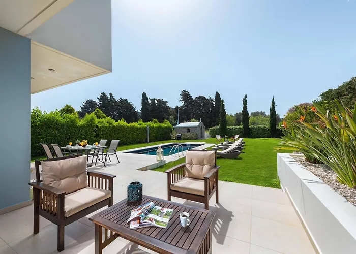 Elena 빌라 이알리소스